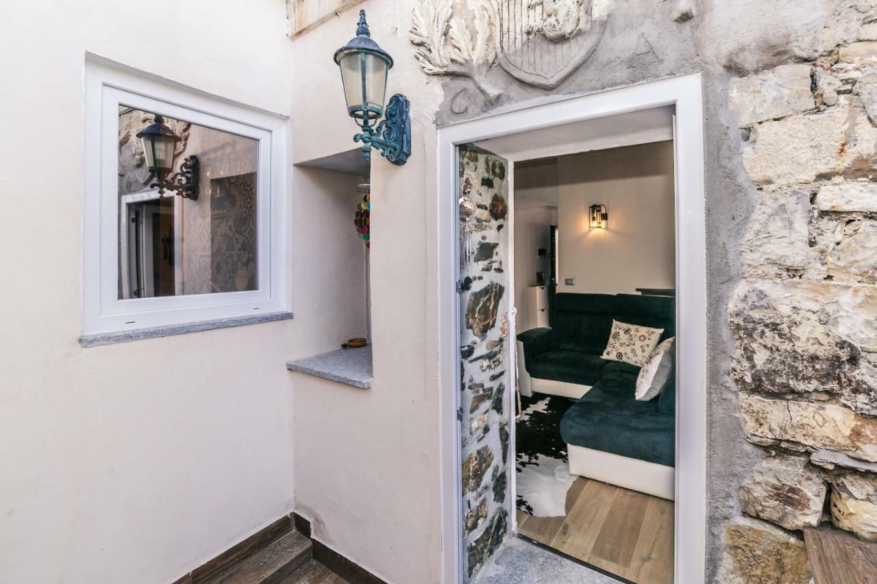 Villa Casa Bisou Italia con Piscina Diano San Pietro Esterno foto